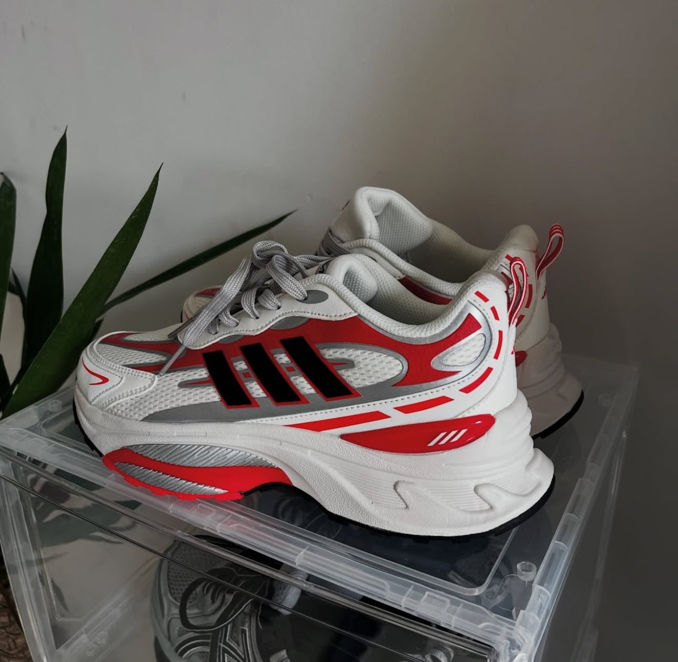Adi MTS Pro Running White Black Red