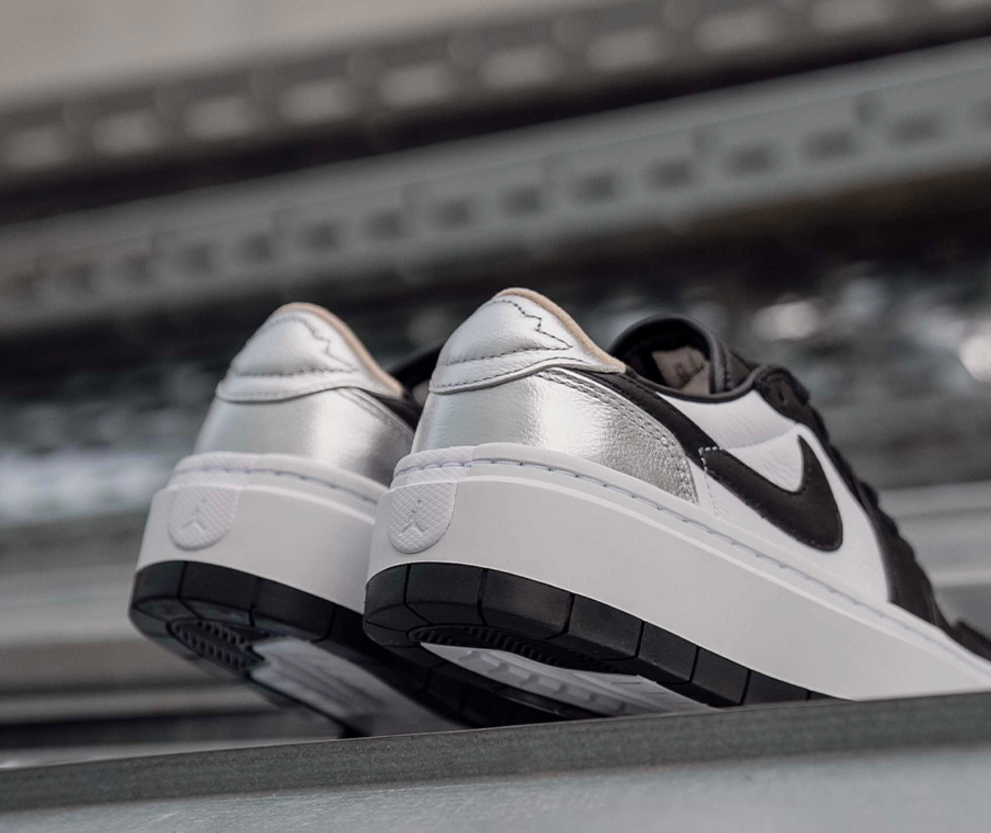 WMNs Air Jordan 1 Low Elevate “ Silver Toe “